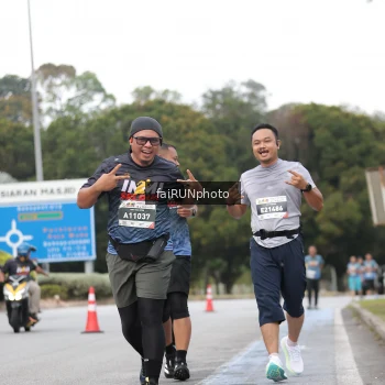 Runner Photo 3833125