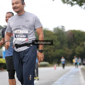 Runner Photo 3833145