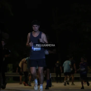 Runner Photo 3833172