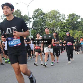 Runner Photo 3833185
