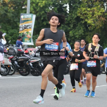 Runner Photo 3833187