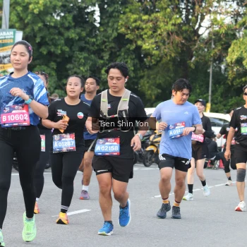 Runner Photo 3833209