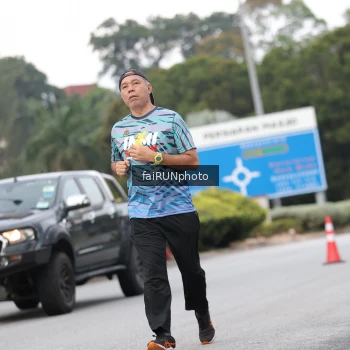Runner Photo 3833216
