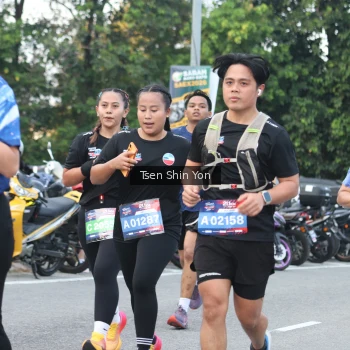 Runner Photo 3833240