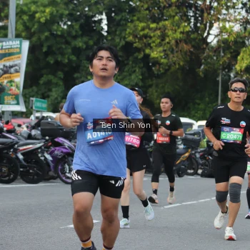 Runner Photo 3833245