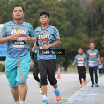 Runner Photo 3833291
