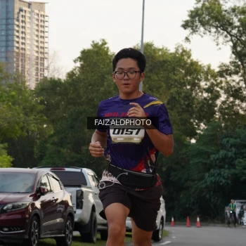 Runner Photo 3833294