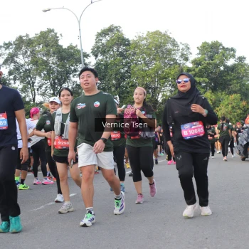 Runner Photo 3833313