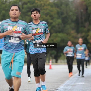 Runner Photo 3833319