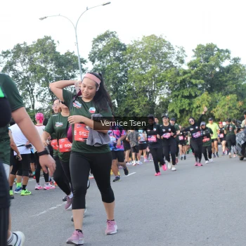 Runner Photo 3833329