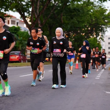 Runner Photo 3833331