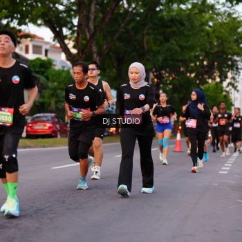 Runner Photo 3833335