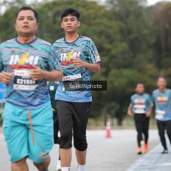 Runner Photo 3833336