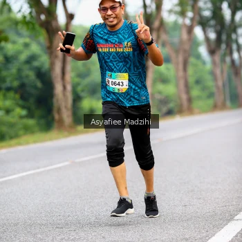 Runner Photo 3833345