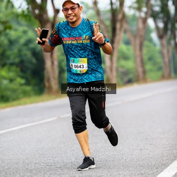 Runner Photo 3833352
