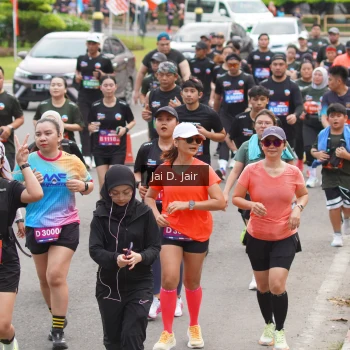 Runner Photo 3833363