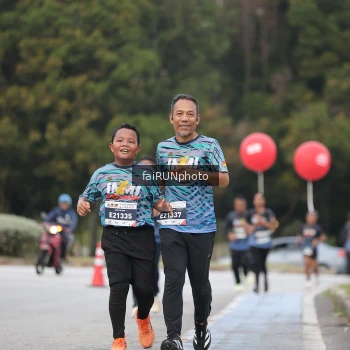 Runner Photo 3833387