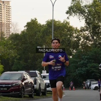 Runner Photo 3833389