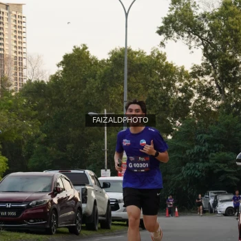 Runner Photo 3833390