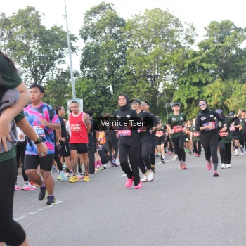 Runner Photo 3833394