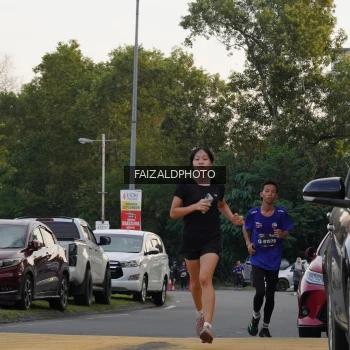 Runner Photo 3833445