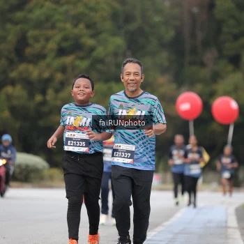 Runner Photo 3833462