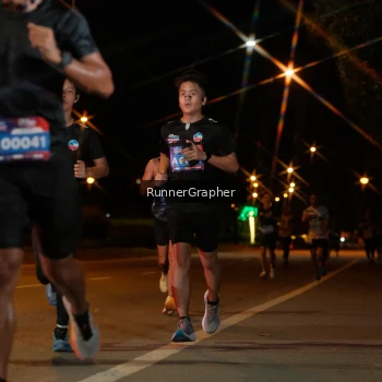 Runner Photo 3833474