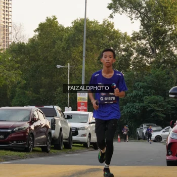 Runner Photo 3833475