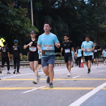 Runner Photo 3833480