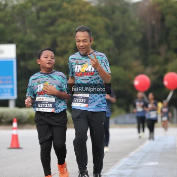 Runner Photo 3833502