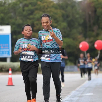 Runner Photo 3833512