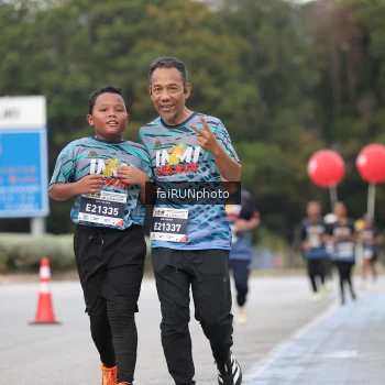 Runner Photo 3833527