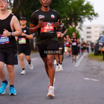 Runner Photo 3833564