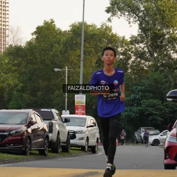 Runner Photo 3833594
