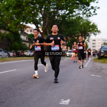Runner Photo 3833620