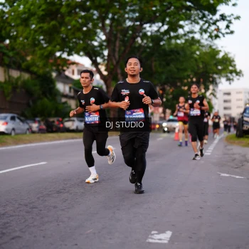 Runner Photo 3833631