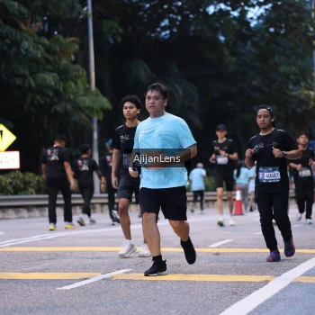 Runner Photo 3833663