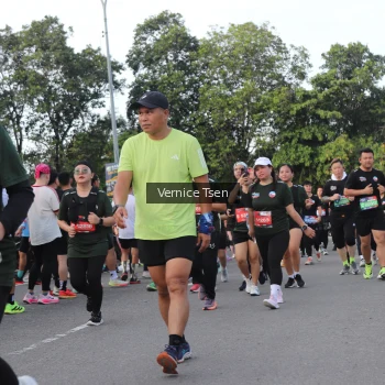 Runner Photo 3833689