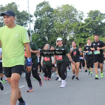 Runner Photo 3833707
