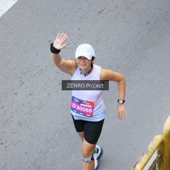 Runner Photo 3833709