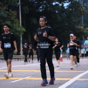 Runner Photo 3833725