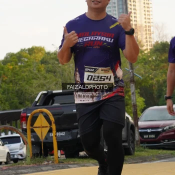 Runner Photo 3833728