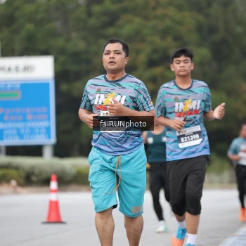 Runner Photo 3833738
