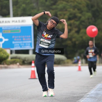 Runner Photo 3833745