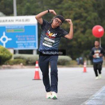 Runner Photo 3833754