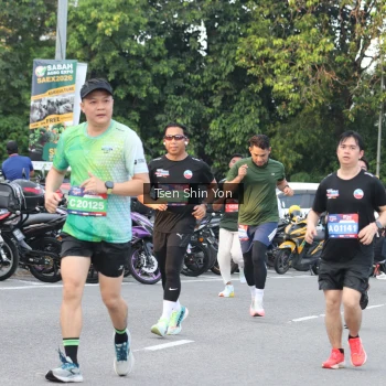 Runner Photo 3833777