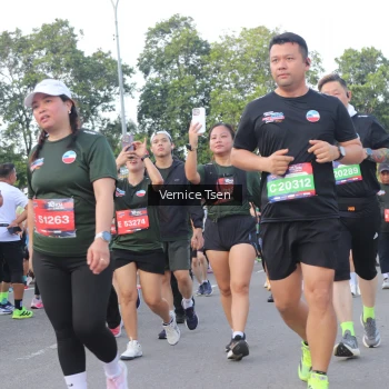 Runner Photo 3833786