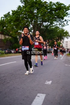 Runner Photo 3833790