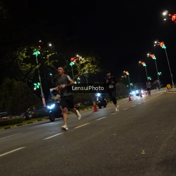 Runner Photo 3833837