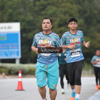 Runner Photo 3833859